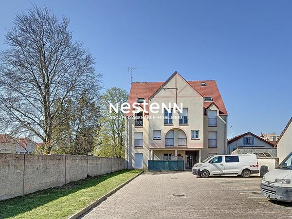 Coup de coeur - F3 avec poutres apparentes - Dernier étage à Dammarie-les-Lys