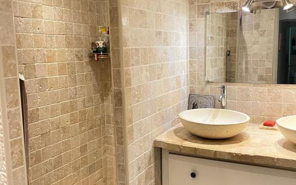 Appartement à vendre    4 pièces • 90 m2 Aix-en-Provence