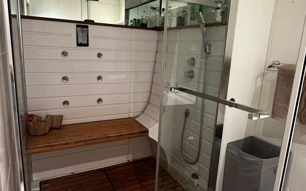 Appartement à vendre    4 pièces • 90 m2 Aix-en-Provence