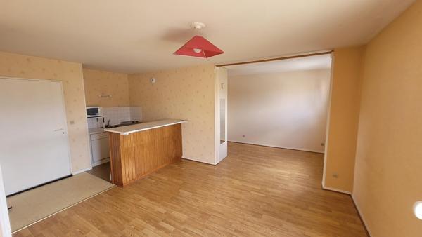 Superbe T1 avec balcon et ascenseur