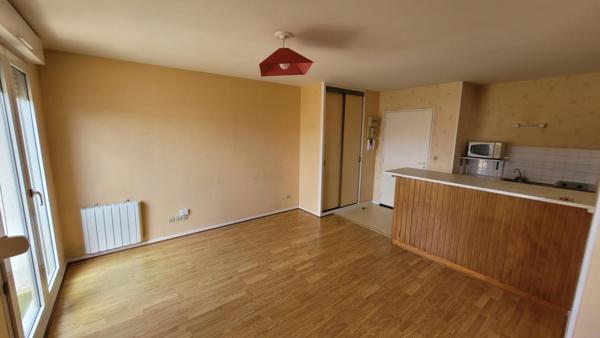 Superbe T1 avec balcon et ascenseur