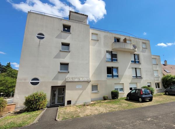 Superbe T1 avec balcon et ascenseur