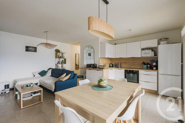 Appartement T3 à vendre  3 pièces - 61,25 m2 ECHIROLLES - 38