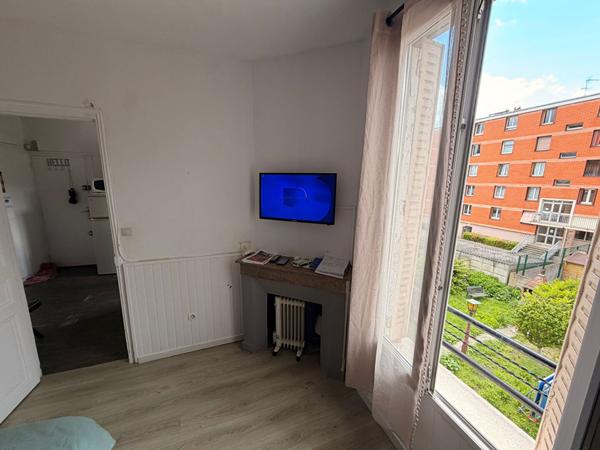 Appartement Drancy 1 pièce(s) 24 m²