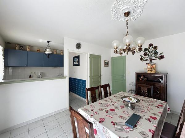 MAISON 3 FACES 4 CHAMBRES ET GARAGE  TERRAIN 206 M2