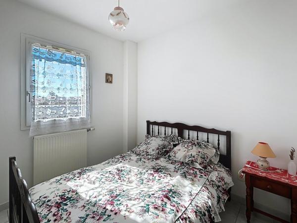 MAISON 3 FACES 4 CHAMBRES ET GARAGE  TERRAIN 206 M2