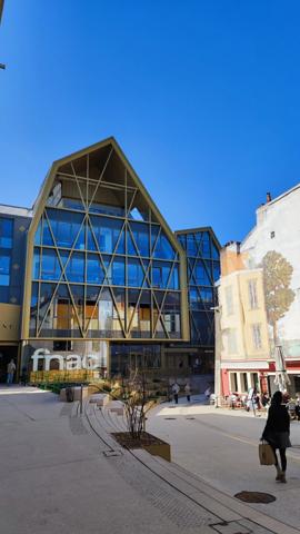 MÛRS COMMERCIAUX - EMPLACEMENT N°1 - A VENDRE - DIJON CENTRE