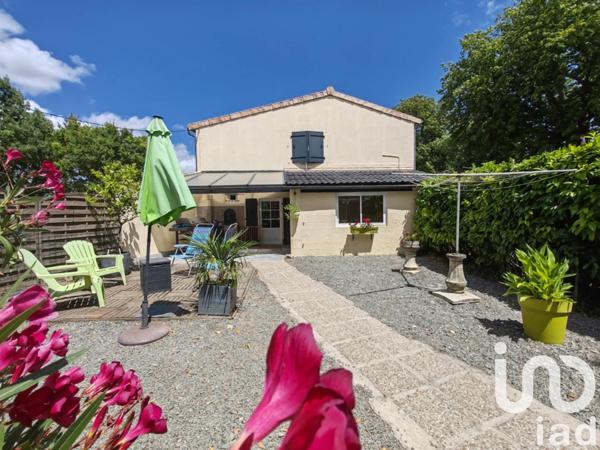 Maison à vendre 6 pièces 155 m² Surgères