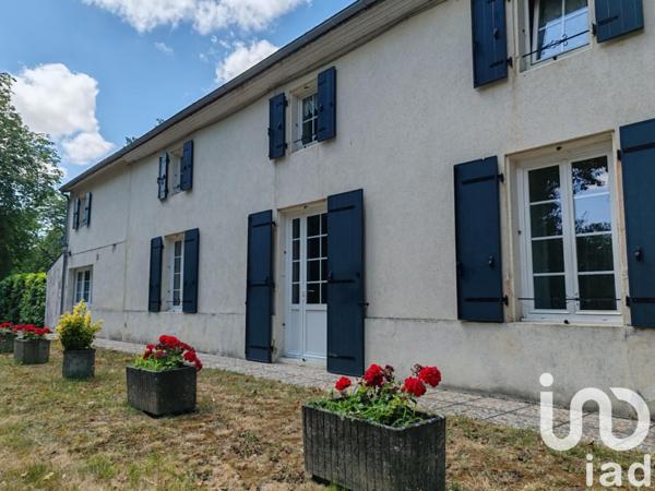 Maison à vendre 6 pièces 155 m² Surgères