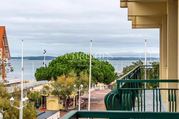 Appartement de 86 m² avec vue panoramique sur le Bassin – Emplacement d’exception