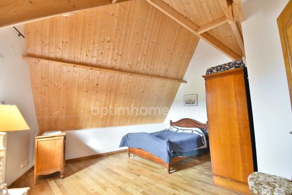 🌿 Maison familiale rénovée 185 m² – Jardin 600 m² – Studio indépendant – DPE B – Accès forêt