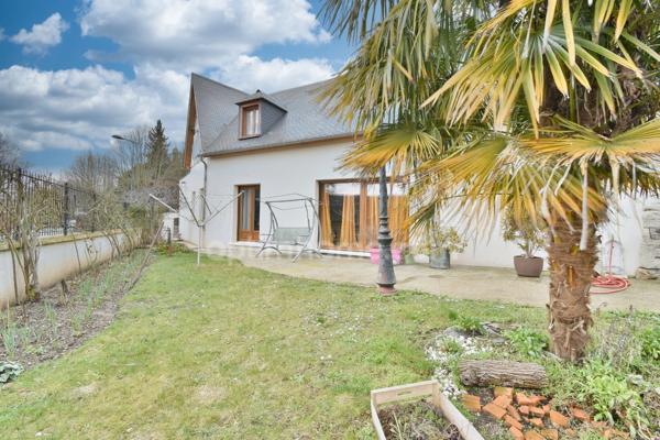 🌿 Maison familiale rénovée 185 m² – Jardin 600 m² – Studio indépendant – DPE B – Accès forêt
