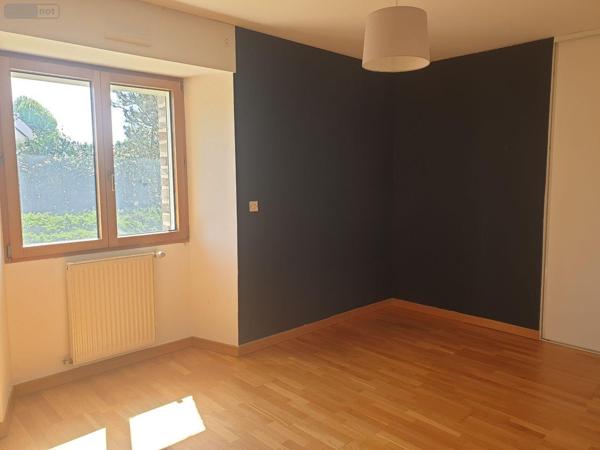 Propriete à louer à Moulay en Mayenne (53100), ref : 53047/27