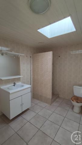 Immeuble à vendre  159 m2 THENAC - 17