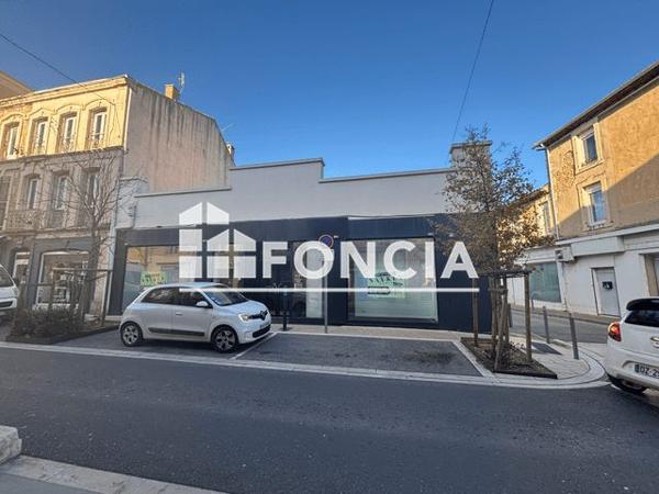 Location Local commercial 5 pièces 204 m² - 5 avenue Paul Langevin Bagnols Sur Ceze 30200
