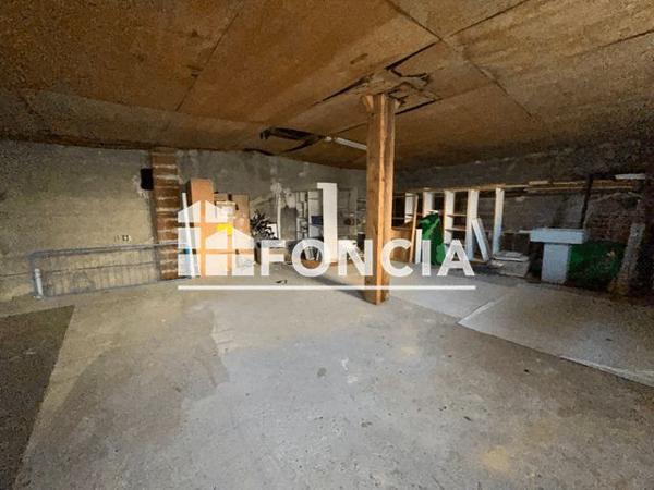 Location Local commercial 5 pièces 204 m² - 5 avenue Paul Langevin Bagnols Sur Ceze 30200