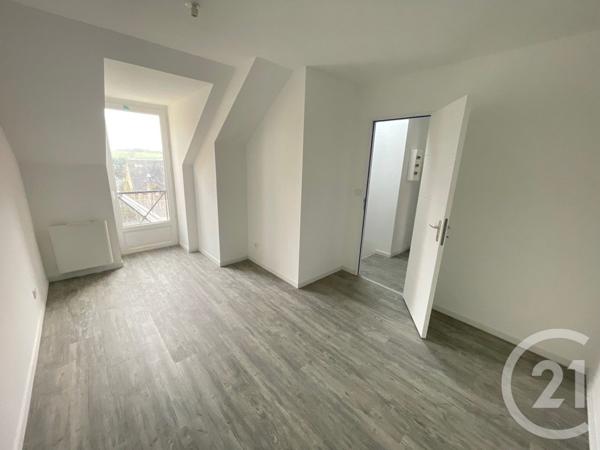 Immeuble à vendre  202 m2 SILLE LE GUILLAUME - 72