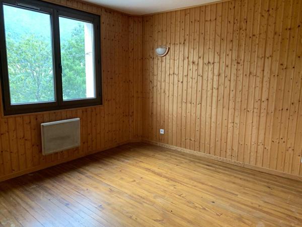 À vendre – Propriété 1 Appartement T3, 1 Studio, Grand garage - LUS LA CROIX HAUTE