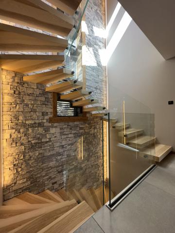 Gérardmer (88400) Chalet Contemporain d'Exception : Piscine, Sauna, et Hammam dans un Cadre Idyllique