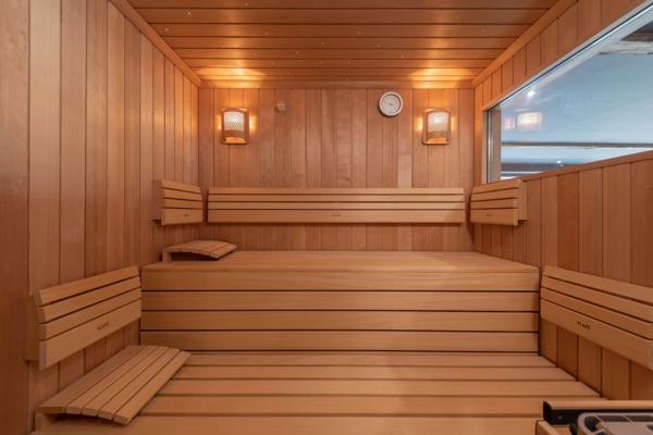 Gérardmer (88400) Chalet Contemporain d'Exception : Piscine, Sauna, et Hammam dans un Cadre Idyllique