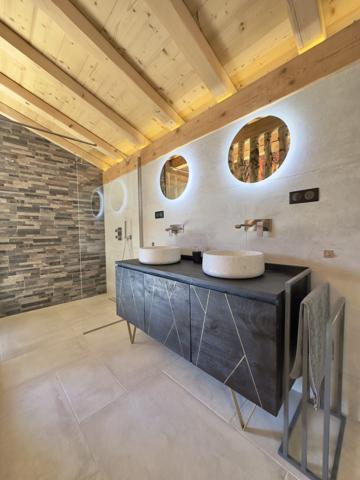 Gérardmer (88400) Chalet Contemporain d'Exception : Piscine, Sauna, et Hammam dans un Cadre Idyllique