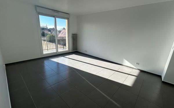 Appartement à louer    3 pièces • 55,67 m2 Mandres-les-Roses