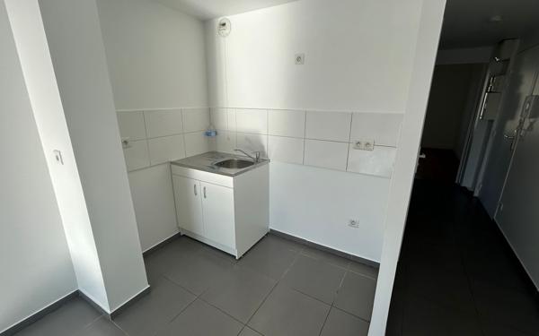 Appartement à louer    3 pièces • 55,67 m2 Mandres-les-Roses