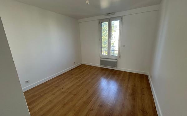 Appartement à louer    3 pièces • 55,67 m2 Mandres-les-Roses