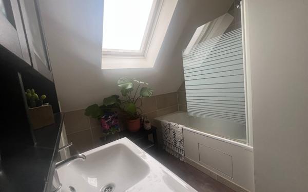 Maison à vendre    6 pièces •  Menucourt