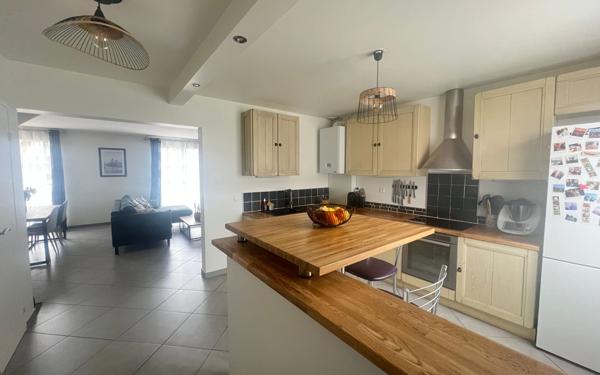 Maison à vendre    6 pièces •  Menucourt