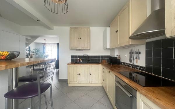 Maison à vendre    6 pièces •  Menucourt