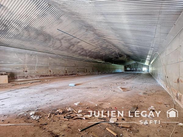 BATIMENTS AGRICOLES GRANDES SURFACES D'EXPLOITATION ACCES FACILE