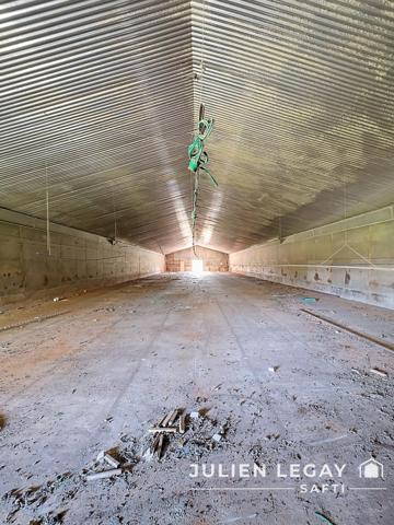 BATIMENTS AGRICOLES GRANDES SURFACES D'EXPLOITATION ACCES FACILE