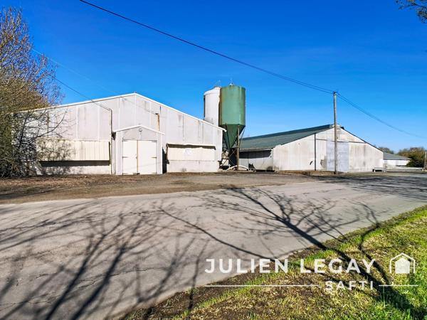BATIMENTS AGRICOLES GRANDES SURFACES D'EXPLOITATION ACCES FACILE