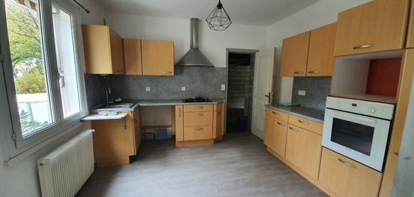 Maison Rochefort 4 pièce(s) 90 m2 quartier recherché proche commodités