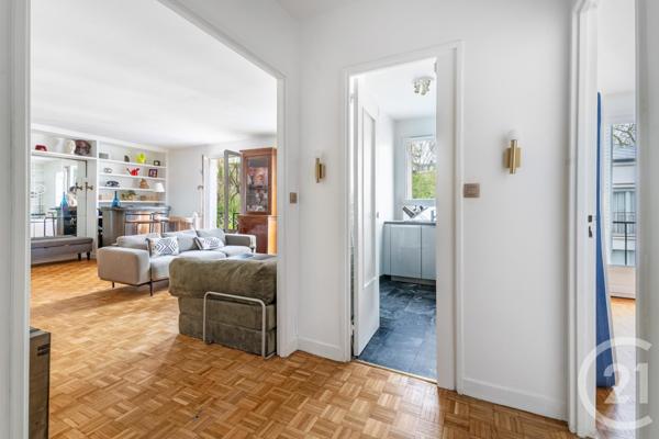 Appartement à vendre  2 pièces - 55,52 m2 PARIS - 75018