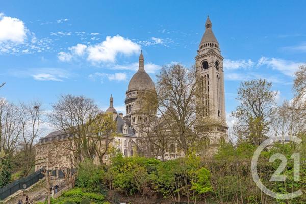 Appartement à vendre  2 pièces - 55,52 m2 PARIS - 75018