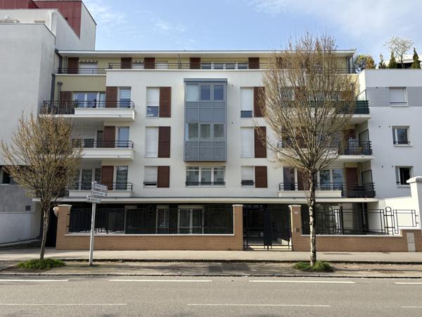 Nantes (44300) Appartement T3 avec balcon et terrasse – Quartier Jules Verne – Nantes