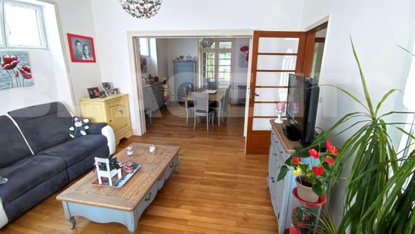 maison calme, 6 pièces , 160 m2 