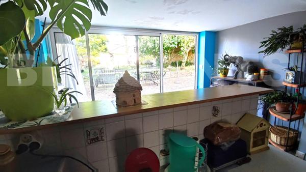 maison calme, 6 pièces , 160 m2 