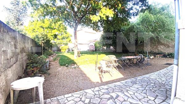 maison calme, 6 pièces , 160 m2 