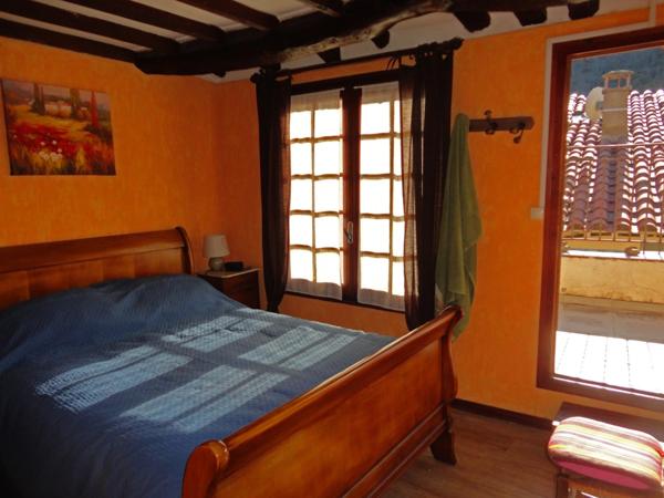 Dpt Pyrénées Orientales (66), à vendre PRADES proche maison en pierres 6 pièces 124 m² terrasse