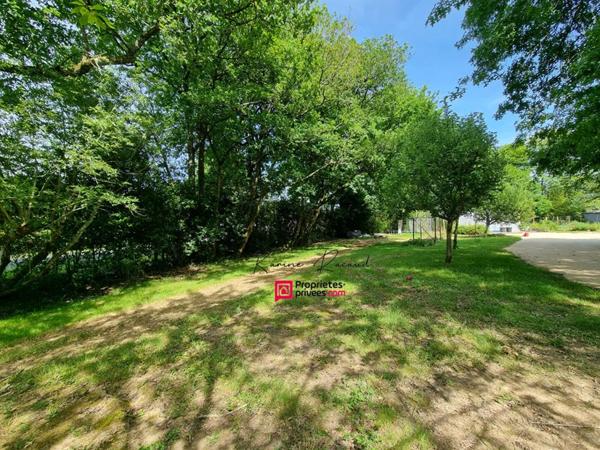 Terrain constructible de 868 m2