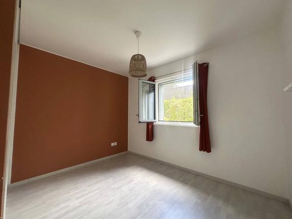 À LOUER APPARTEMENT MEUBLÉ - CONFLUENCE