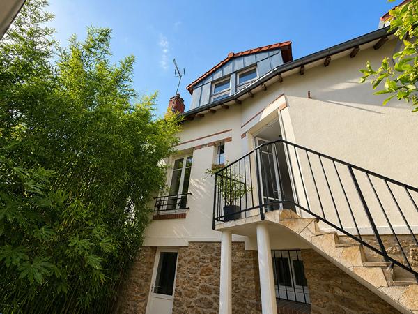 Maison Le Perreux Sur Marne-90 m² habitables-3 chambres- Proche RER A
