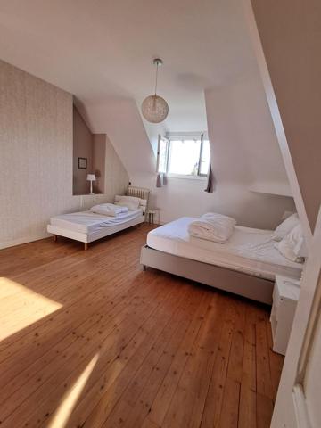 Maison à ECOMMOY, 72220 - 10 pièces 292m²