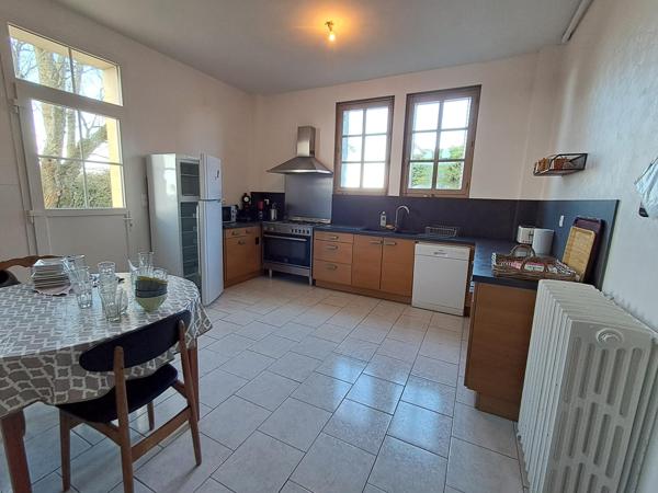 Maison à ECOMMOY, 72220 - 10 pièces 292m²