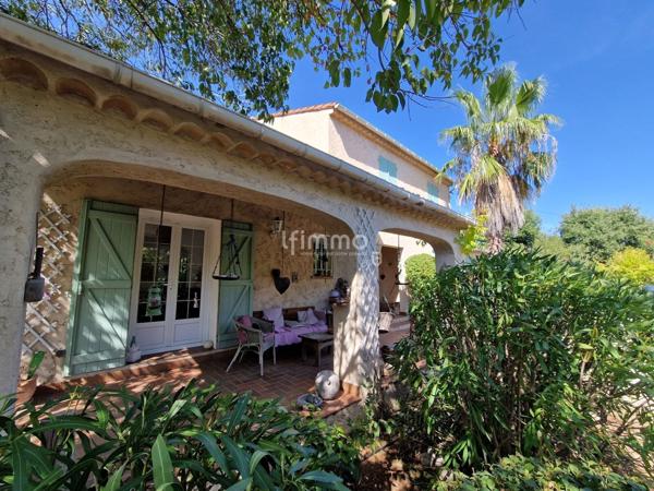 Villa T7 avec piscine, garage et terrain