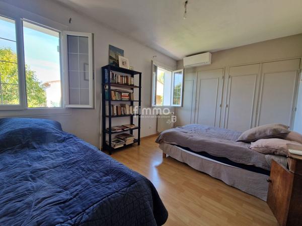 Villa T7 avec piscine, garage et terrain