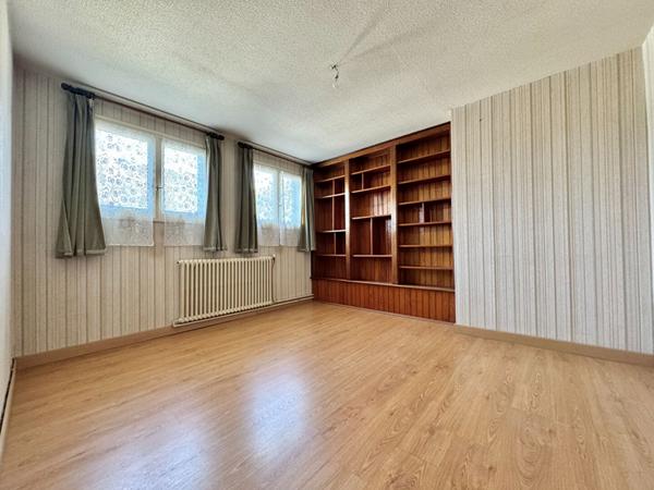 Maison cossue rive gauche